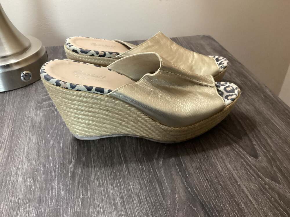Castell Menorca Gold Metallic Leopard Print Espadrille Wedge Sandals Size 39 - Picture 5 of 5